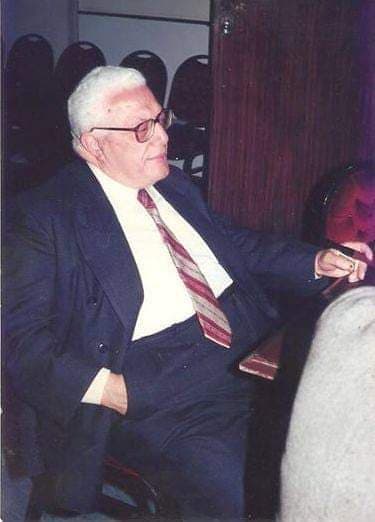 الأستاذ صلاح البحيري